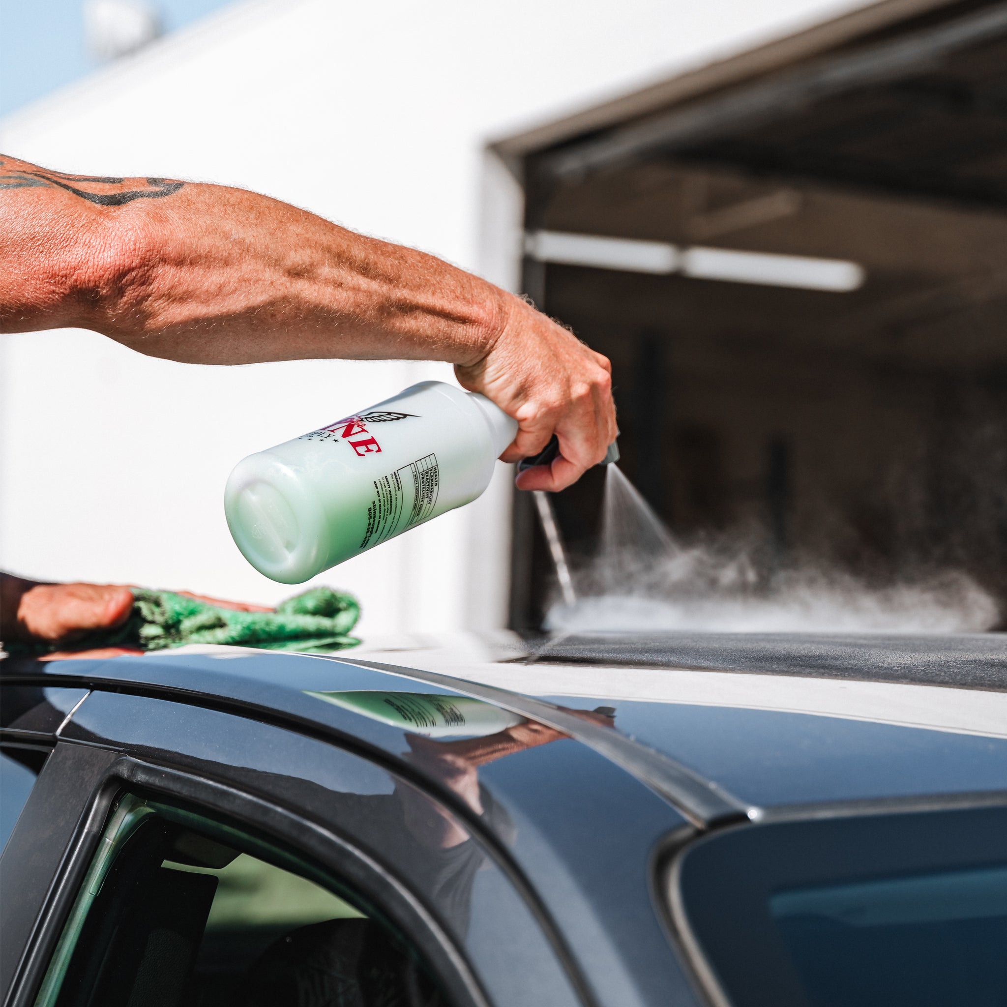 Eco Shine Waterless/Rinseless Wash - Gallon