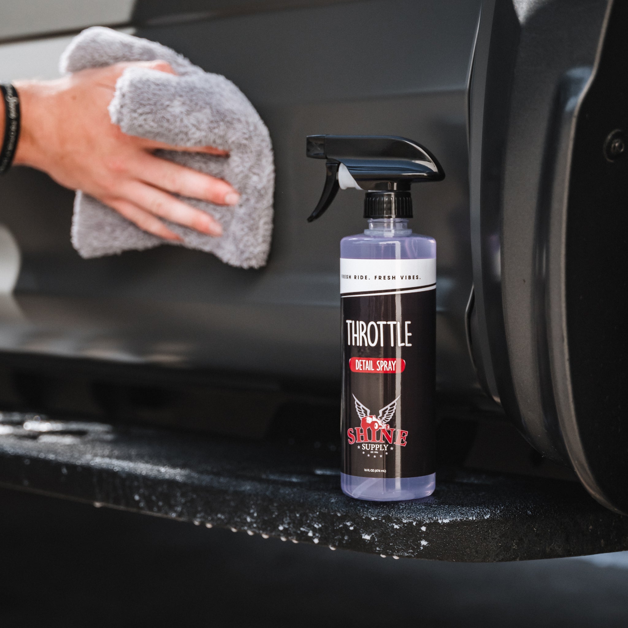Throttle - 16oz. w/ Black Sprayer