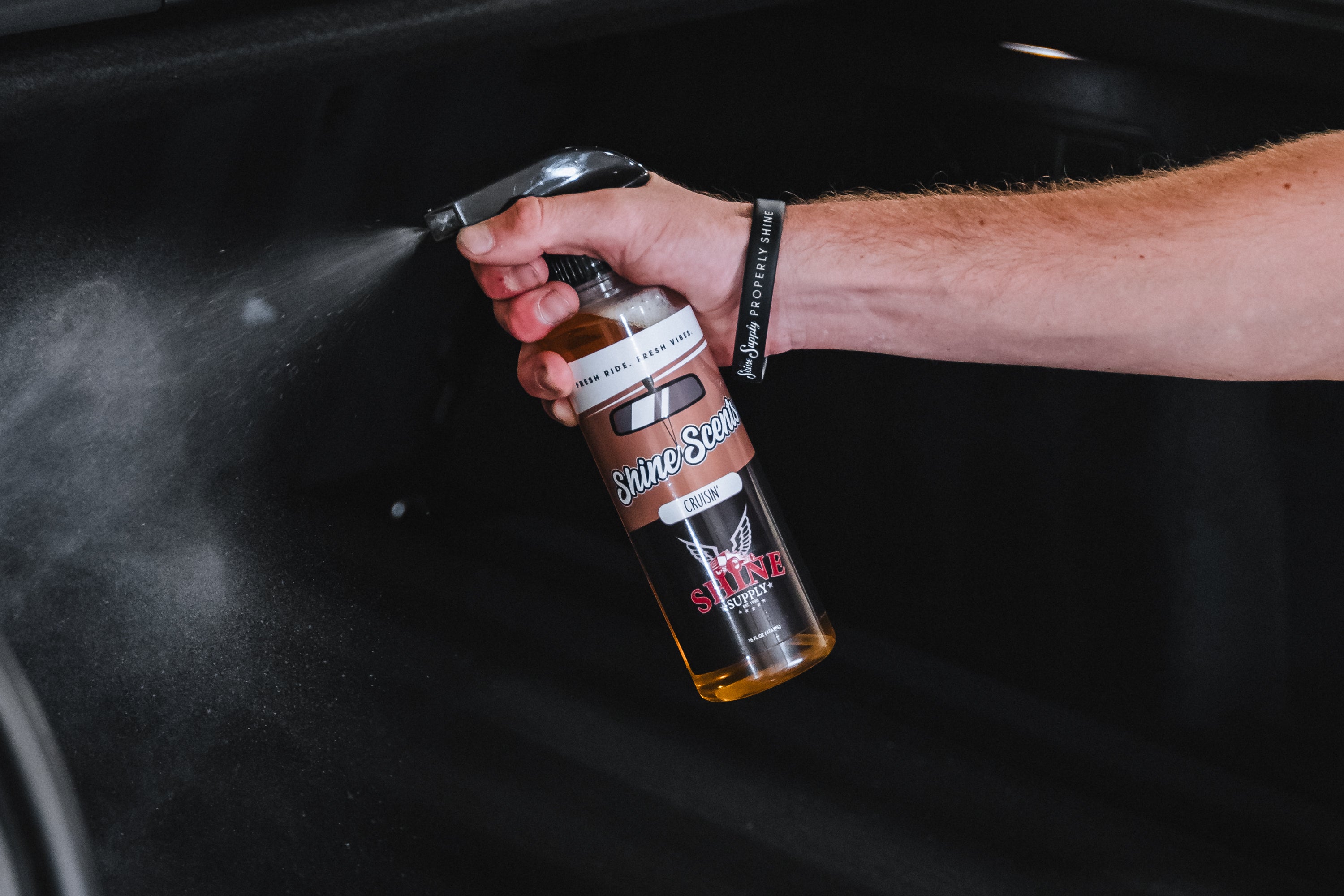 "Shine Scents" Cruisin' - 16oz. w/ Black Sprayer