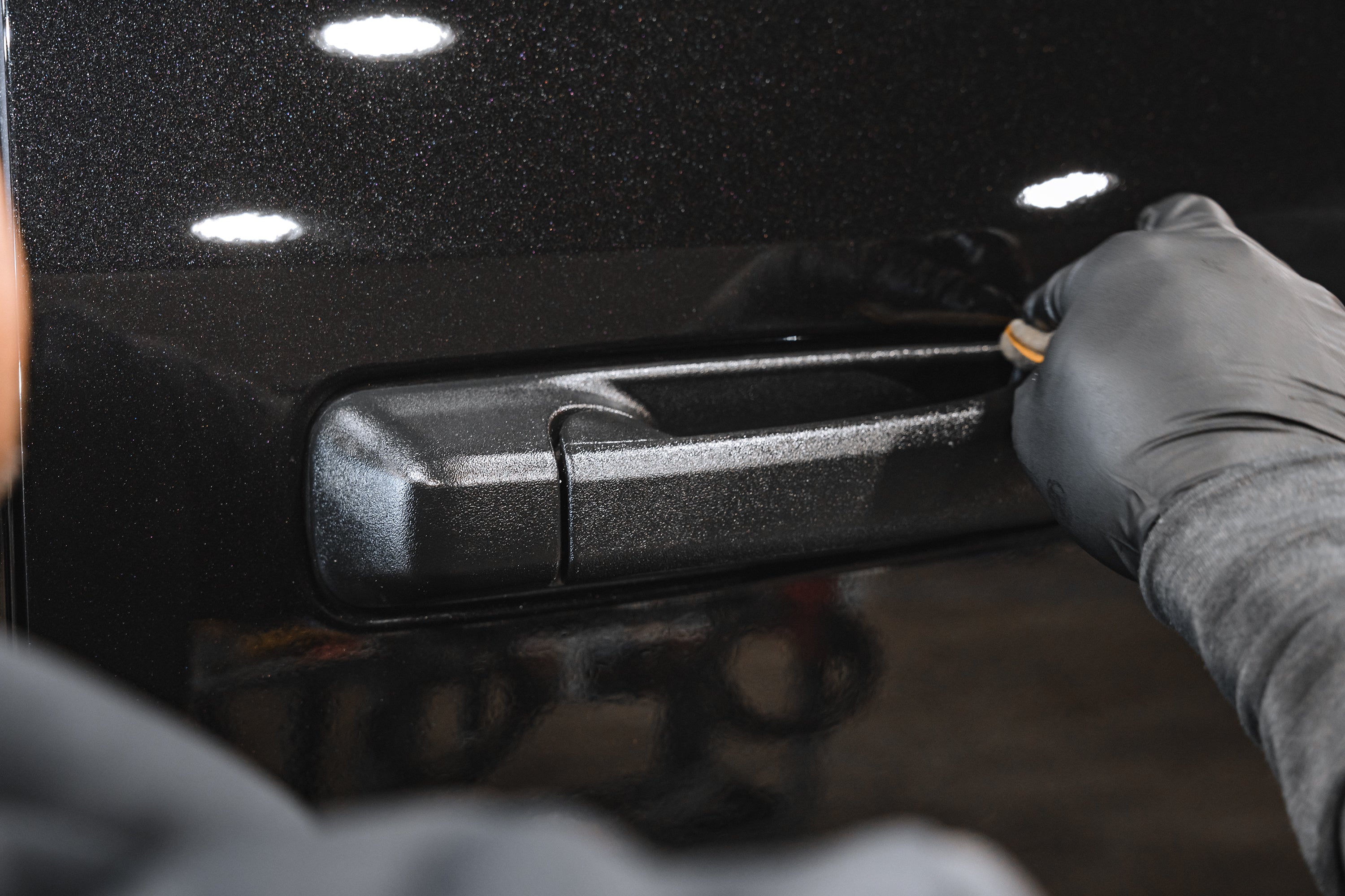 Trim Shield (w/ Soft Foam Applicator)