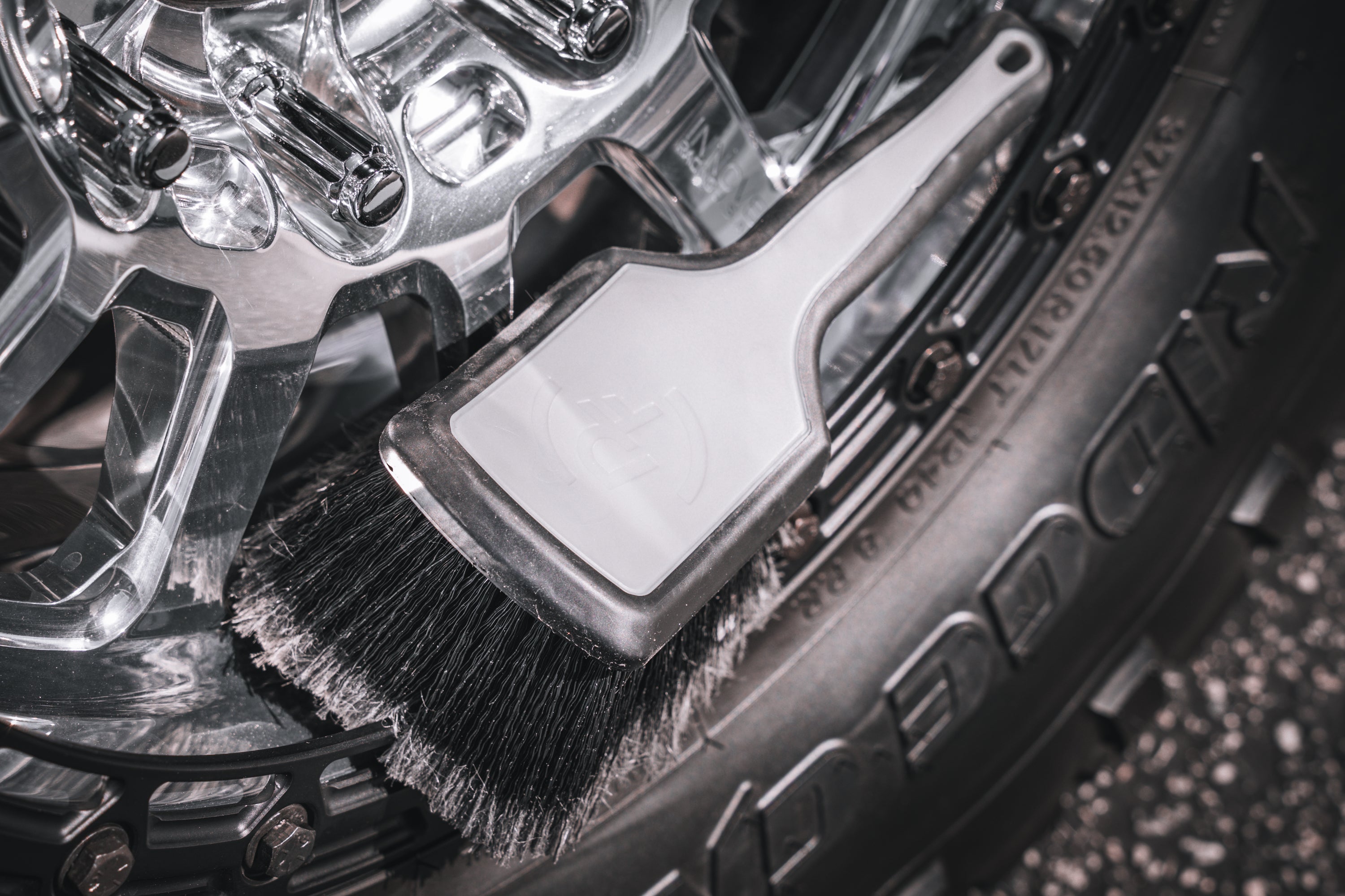 Detail Factory Pro-Grip Wheel Face Brush