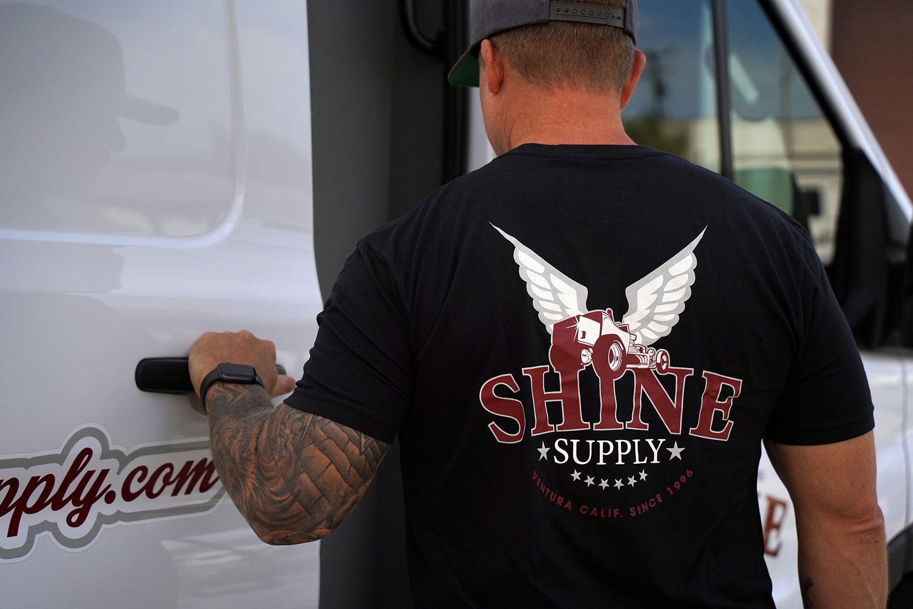 Traditional T-Shirt - Slimmer Fit