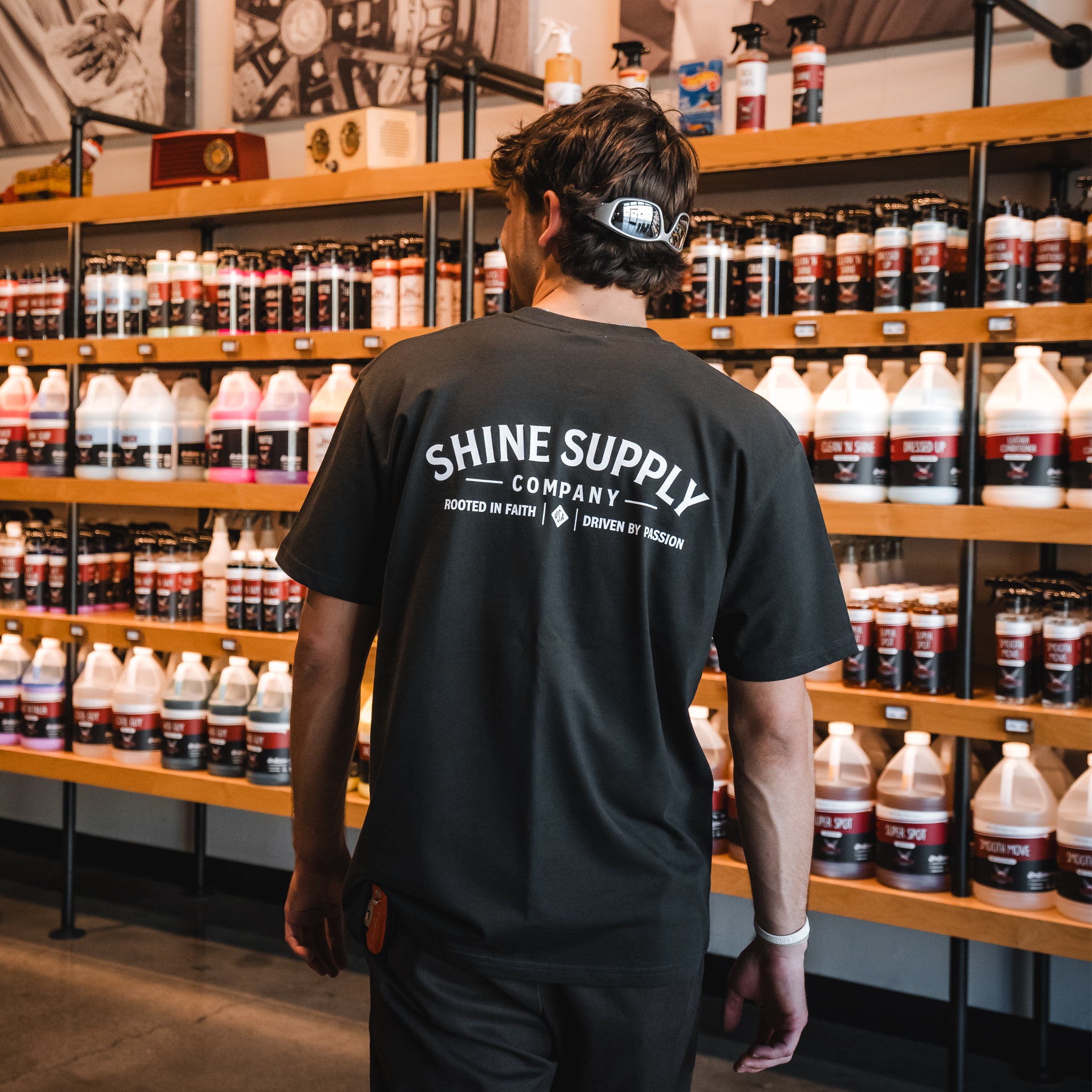 "Rooted" Fall Authentics T-Shirt - Coal